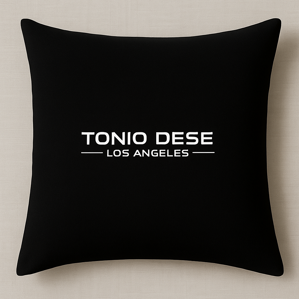 Tonio Dese pillow